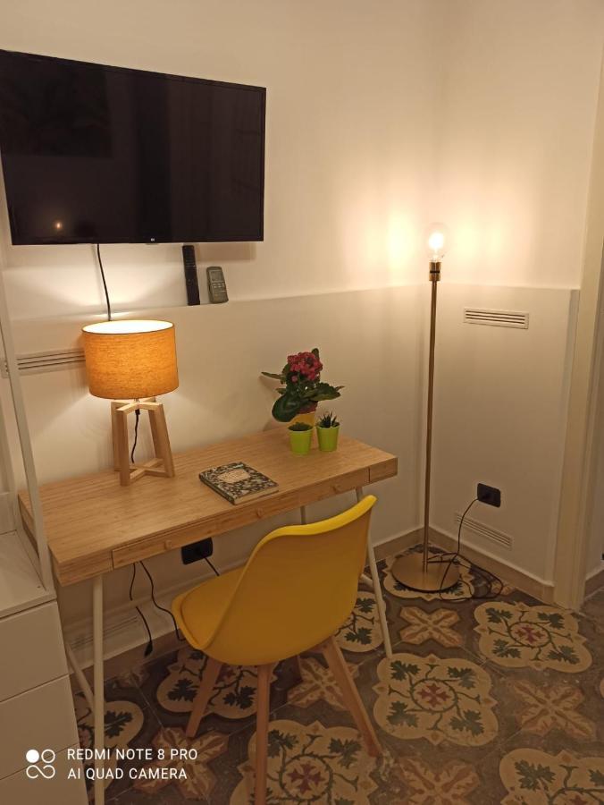 Appartamento Con Cortile A 30 Mt. Dal Mare Bari Bagian luar foto