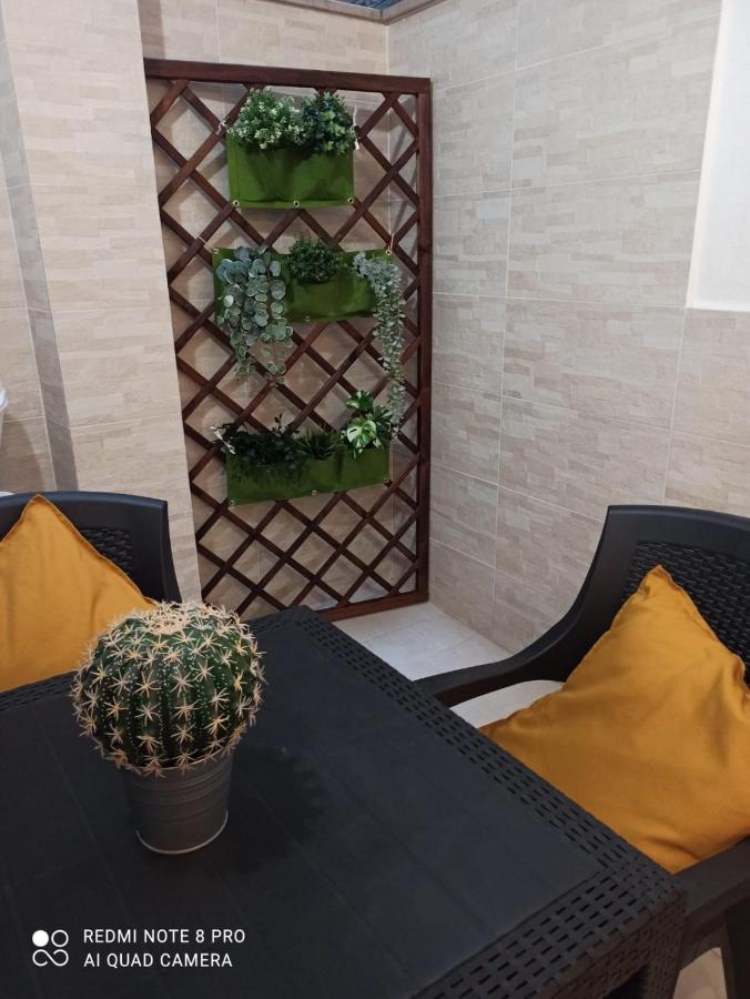 Appartamento Con Cortile A 30 Mt. Dal Mare Bari Bagian luar foto