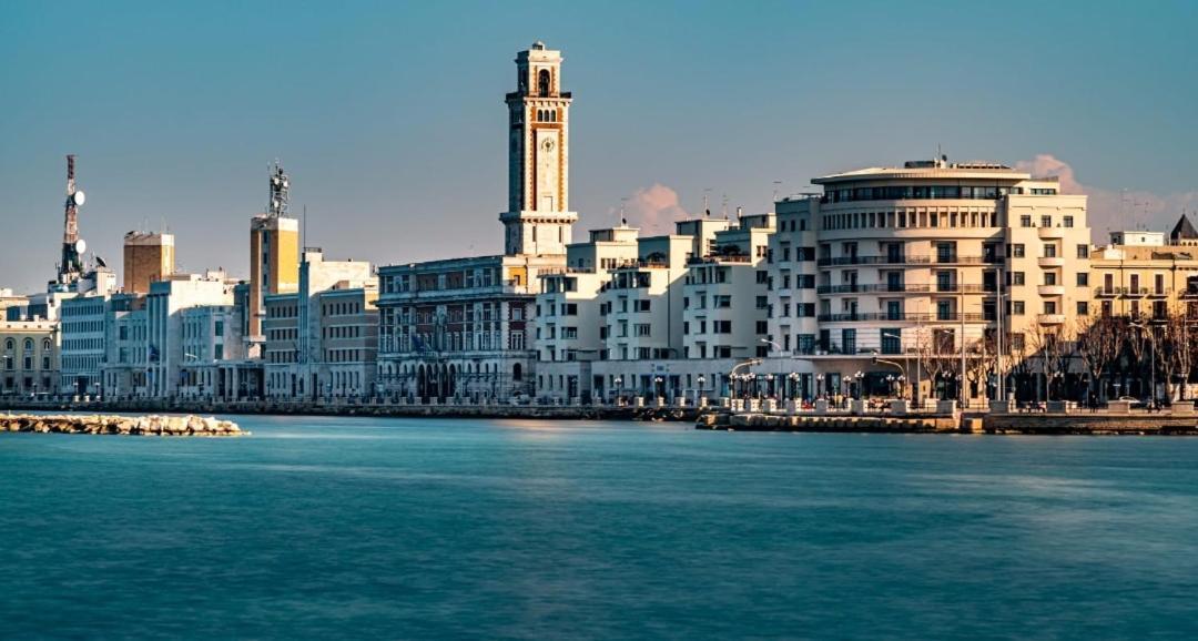 Appartamento Con Cortile A 30 Mt. Dal Mare Bari Bagian luar foto