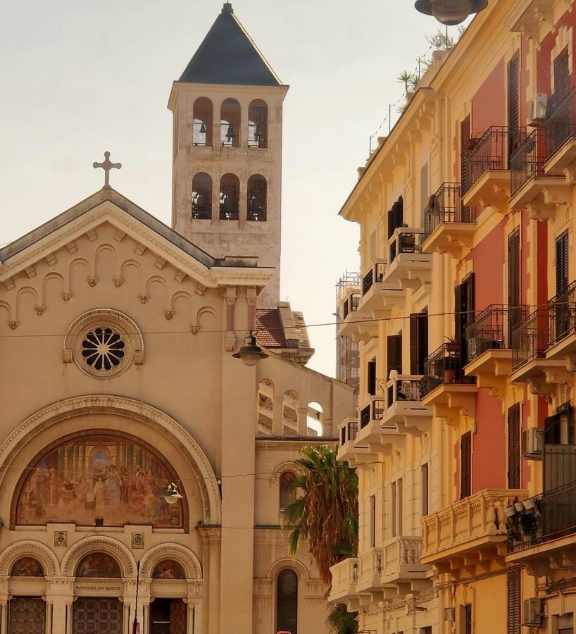 Appartamento Con Cortile A 30 Mt. Dal Mare Bari Bagian luar foto